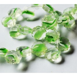 Klaashelmes Lill 12mm, lihvitud, läbipaistev roheline, ava 1mm veerandhelmel, pakis 8 tk