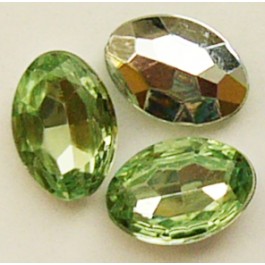 Akrüülkristall 14x10x5mm heleroheline, 1 tk