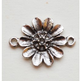 Ant.hõbedane metallhelmes-ühendaja 24x18x3mm, 2mm kristallidele, 1 tk