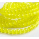 Jadeite 6mm luonnonkivi värjätty keltainen läpikuultava, reikä 1mm, 15 kpl 